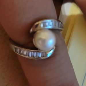 Vantel Pearls sterling silver ring